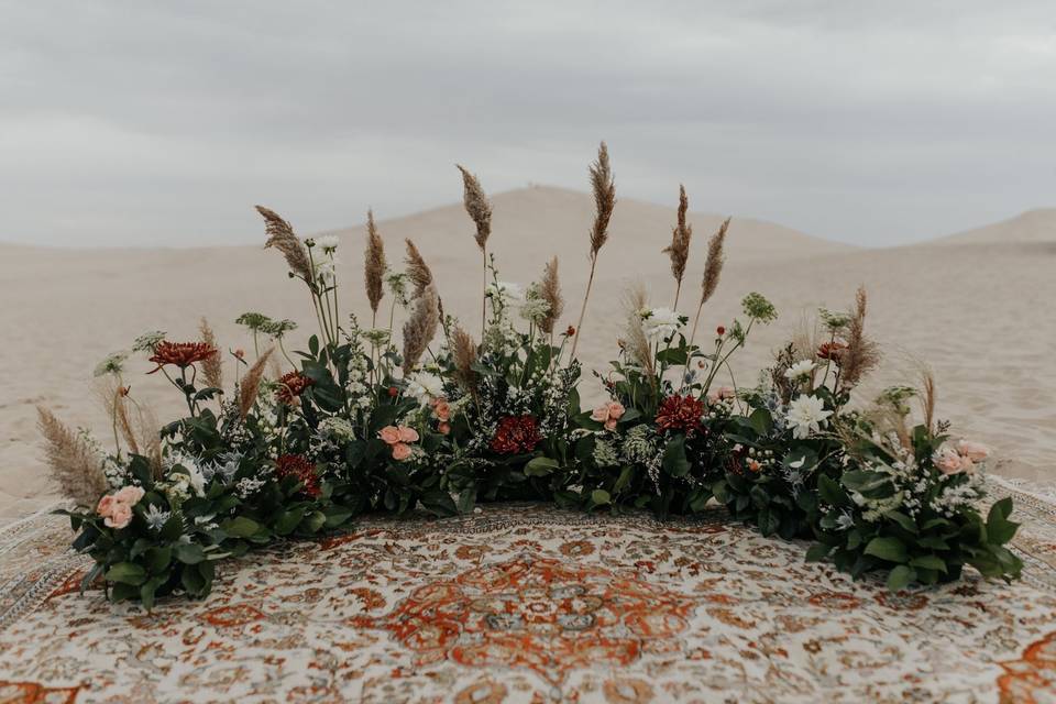 Ground flower installation