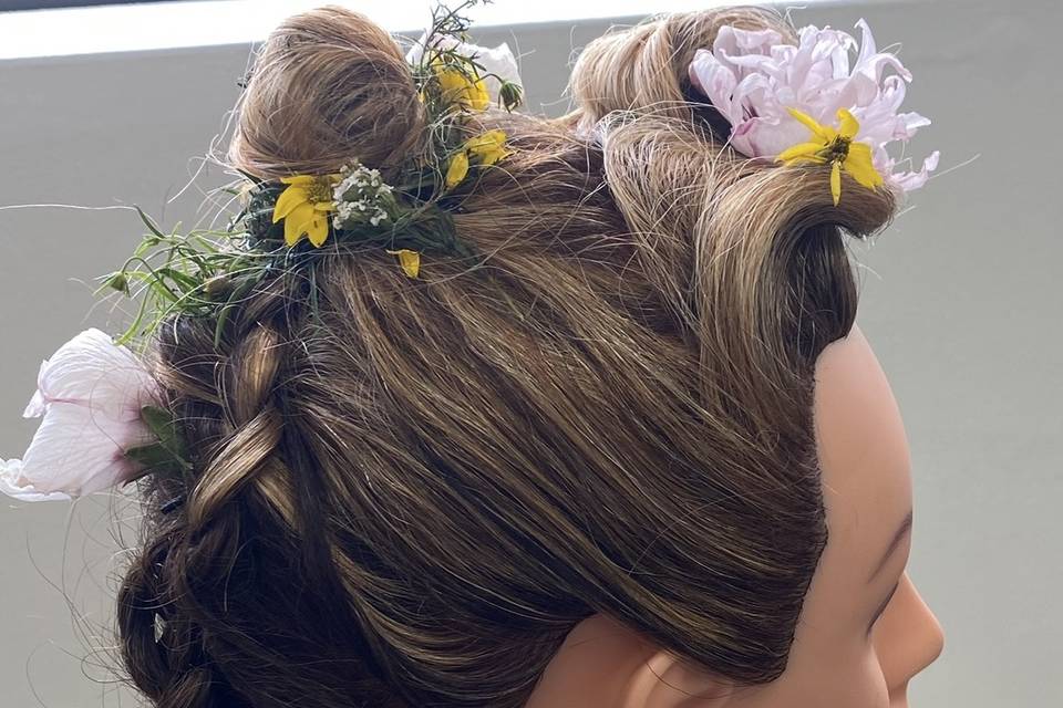 Flower based Pinup
