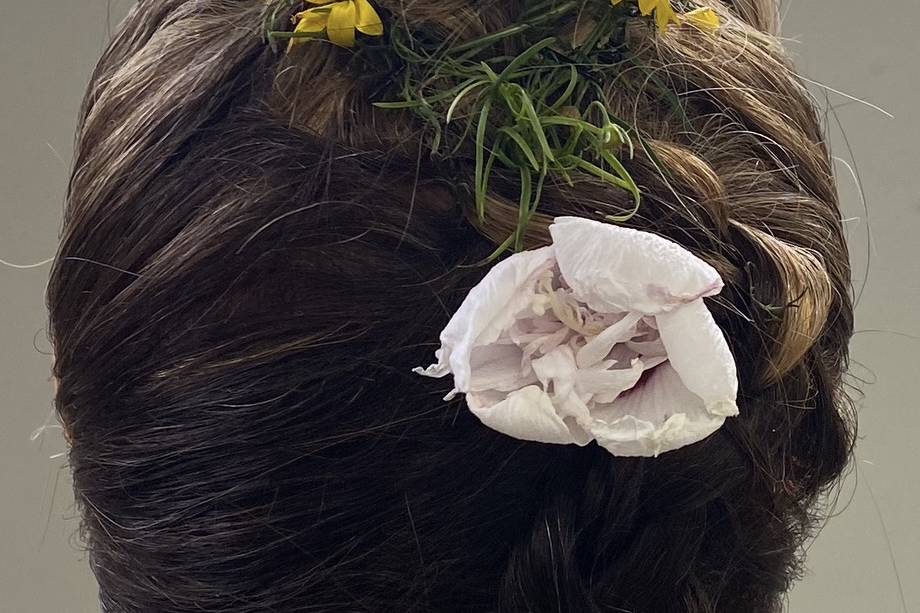 Flower based Pinup