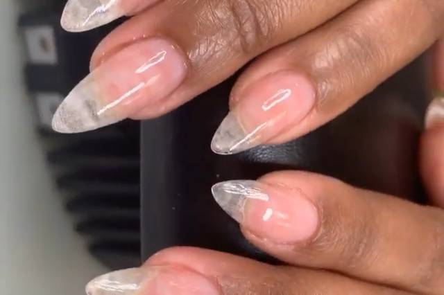 Clear And Sexy Nails