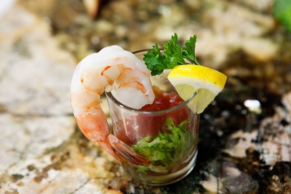 Cocktail shrimp shooter