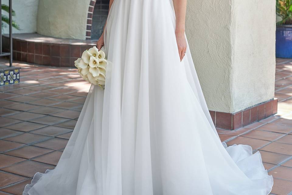 Allure Bridal & Prom