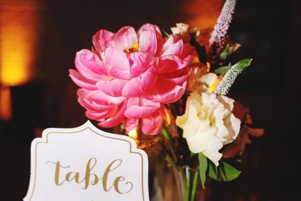 Flowers at table 4