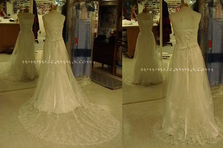 Lacy Pick-up Bustle
