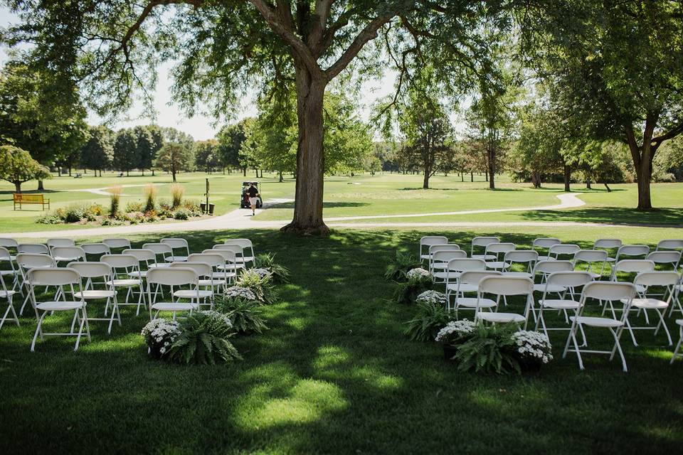 Outdoor ceremony