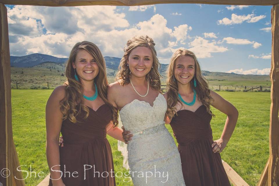 The bride with her bridesmaids