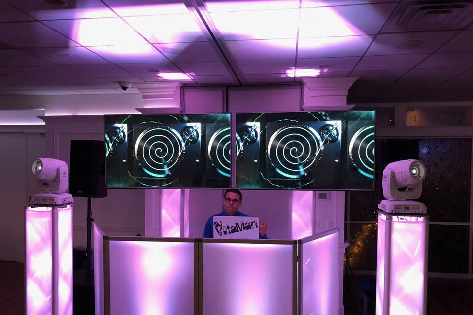 Dj booth setup