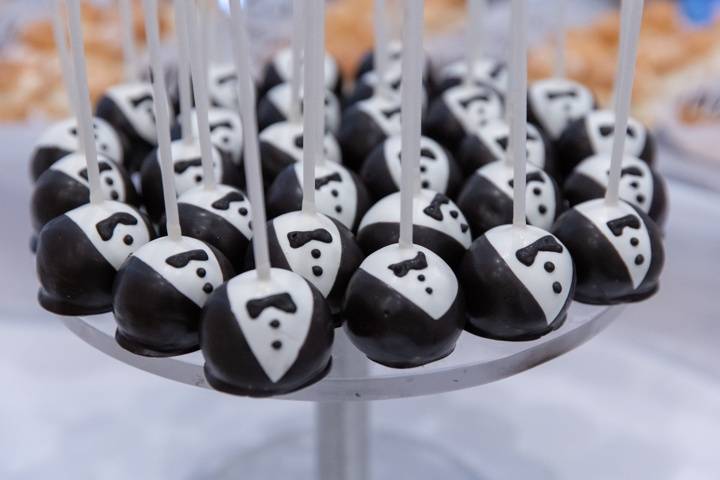 Groom Style Cake pops