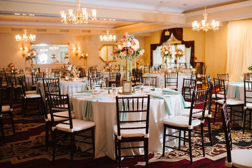 Reception setup | Natalie Franke Photography