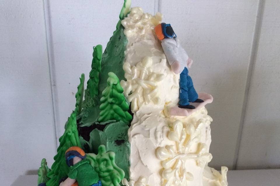 2-themed wedding cake