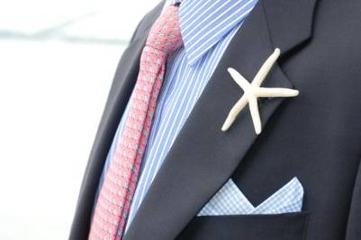 Groom's attire