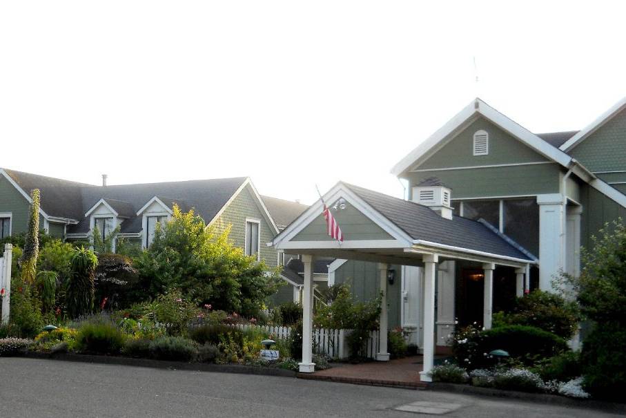 The Hill House Inn