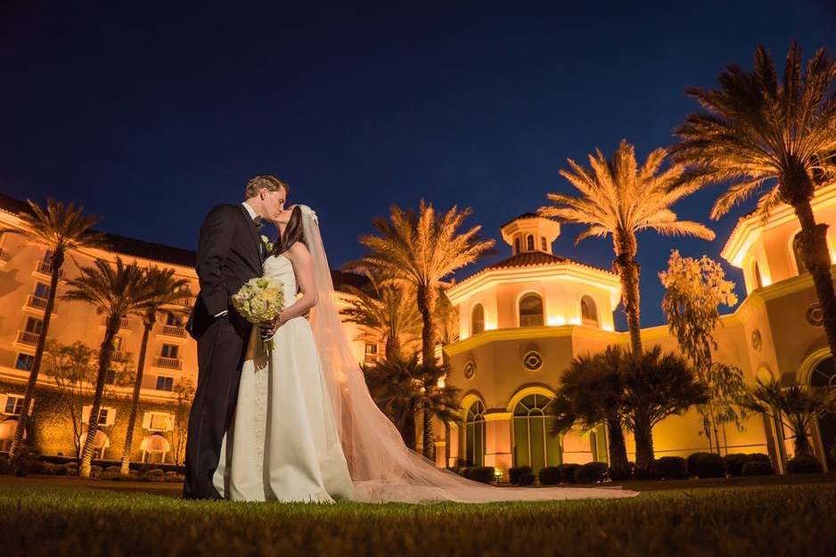 A Colorful Las Vegas Wedding at JW Marriott Resort & Spa