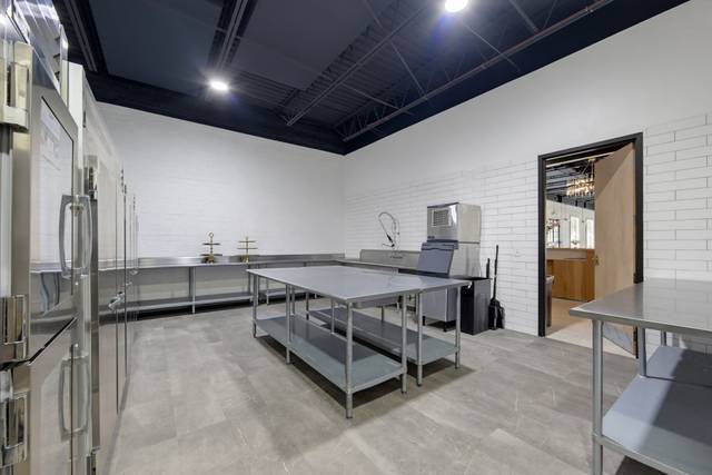 Kitchen/ Prep Table