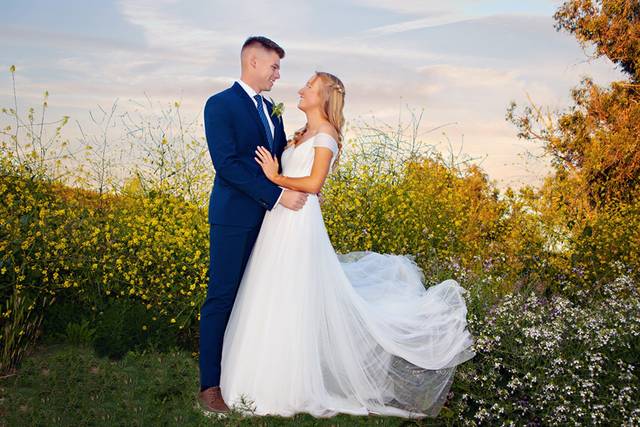 Velvet knot weddings