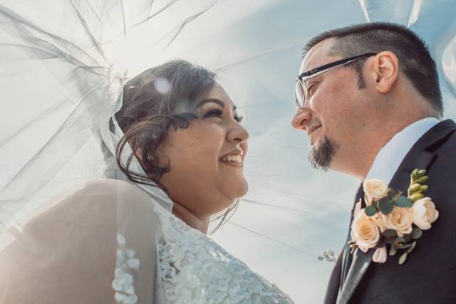 Velvet Knot Weddings