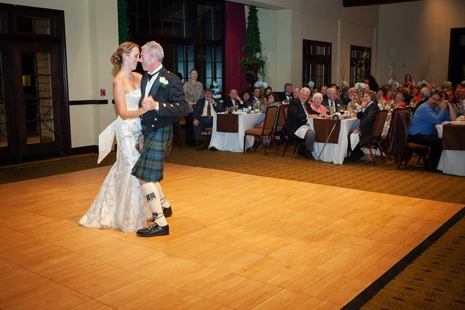 Velvet Knot Weddings
