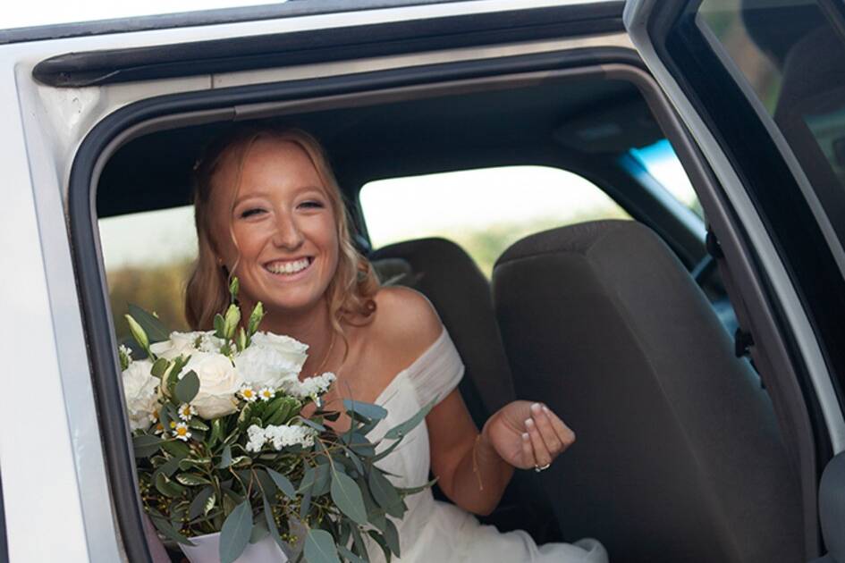 Velvet knot weddings