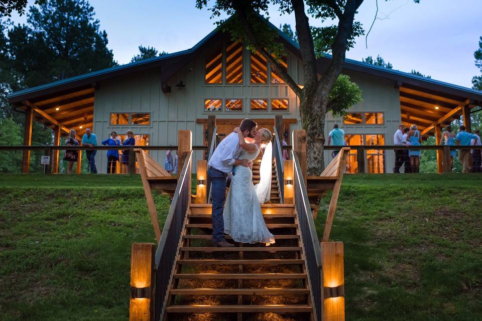 Kissing on the stairs