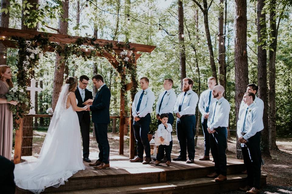 Hiwassee River Weddings and Events
