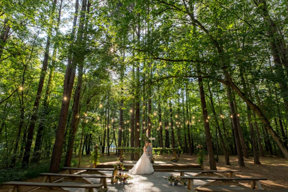 Hiwassee River Weddings and Events