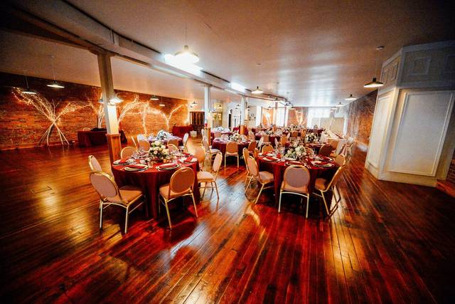 The Vintage Grand Room set up for a stylish wedding.