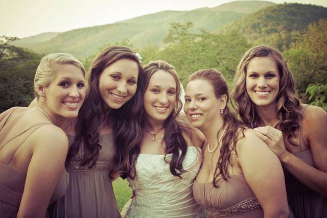 Jeanne's Hair & Makeup Studio