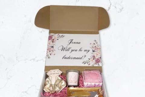 Wedding party boxes