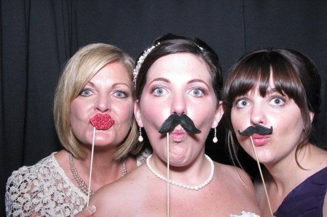 FlashBooth Photo Booth Rentals of Michigan