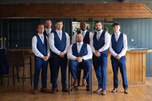 Grooms men