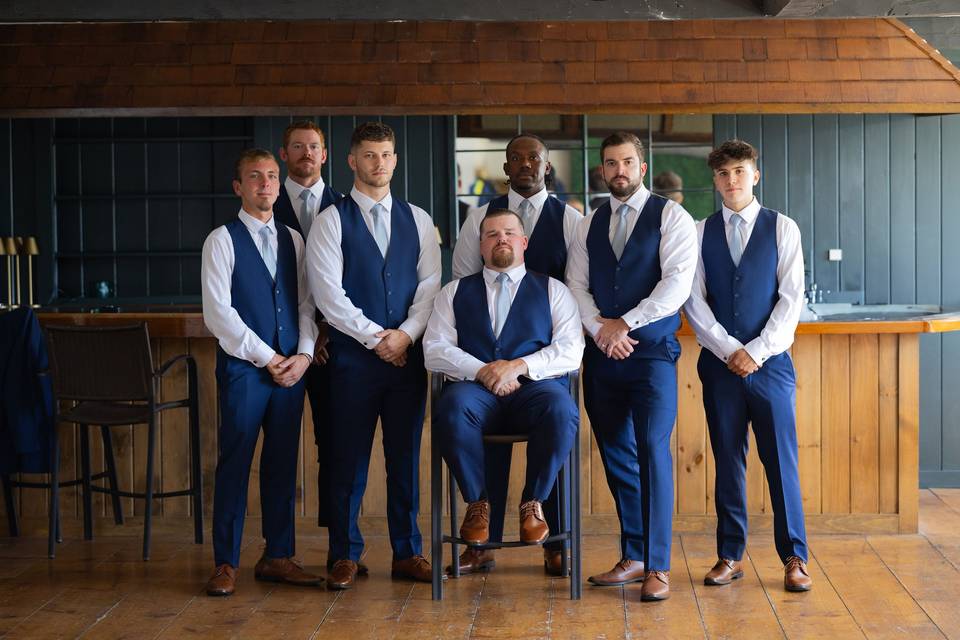 Grooms men