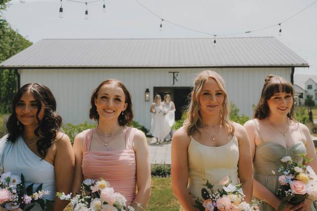 Bridesmaids photo at cottages