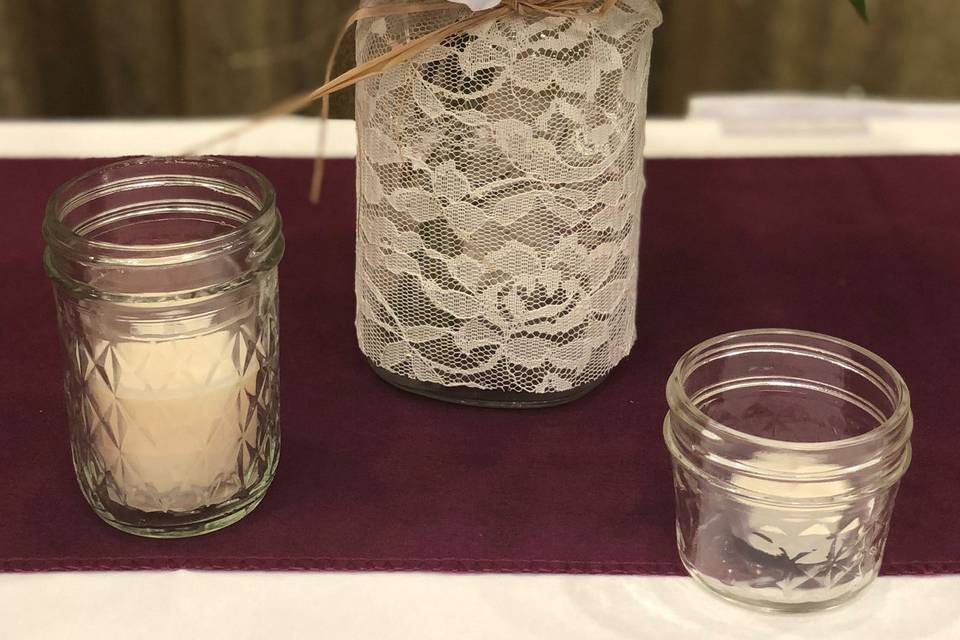 Mixed pinks bouquet/lace jar