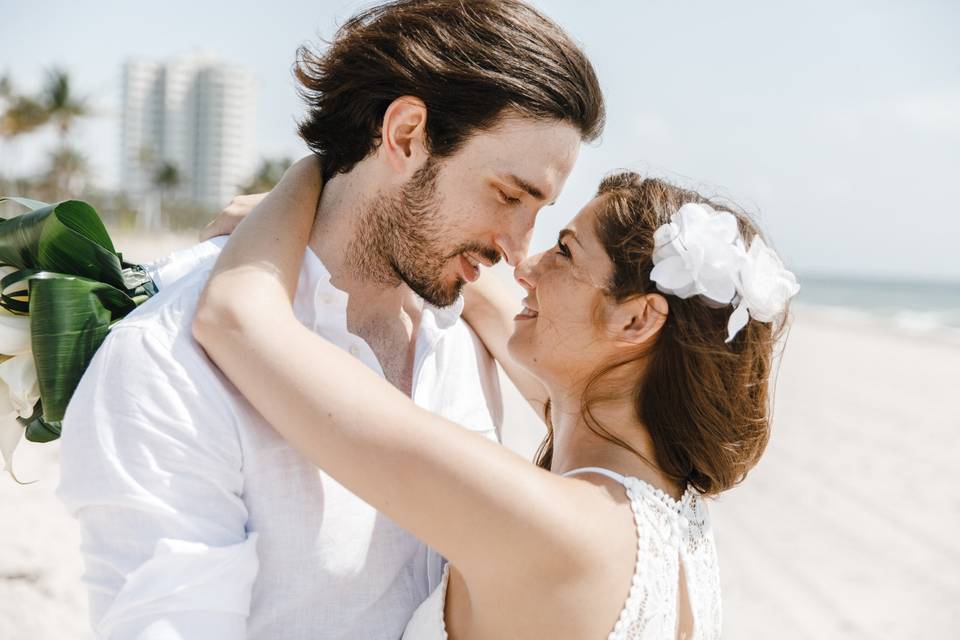 Number_4_-_Intimate_Bride_and_Groom_UPLOAD_READY.jpg