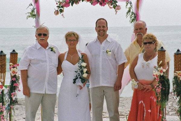 Wedding on beach in Sarasota Florida