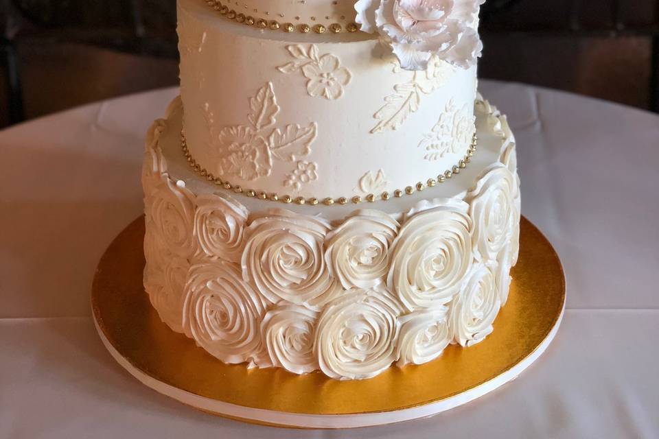 Buttercream floral piping