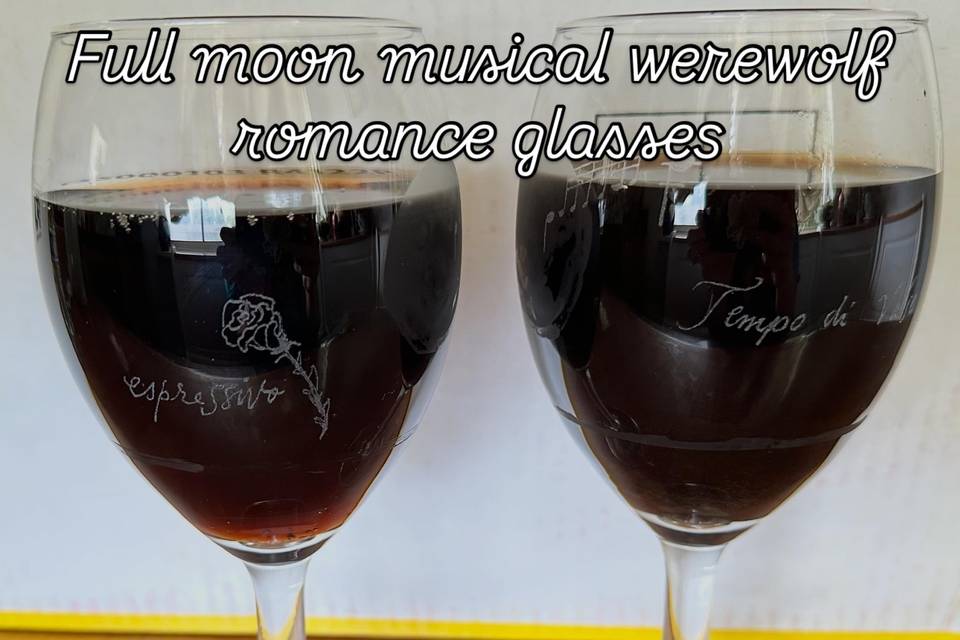 Werewolf theme wine glass