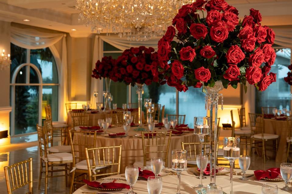 Red Wedding Decor