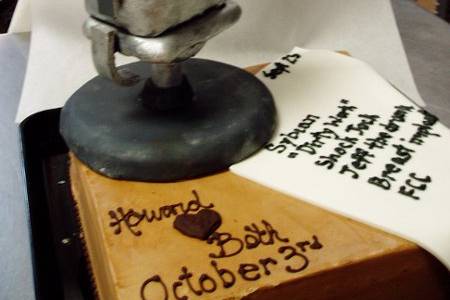 bachelor cake for Howard Stern