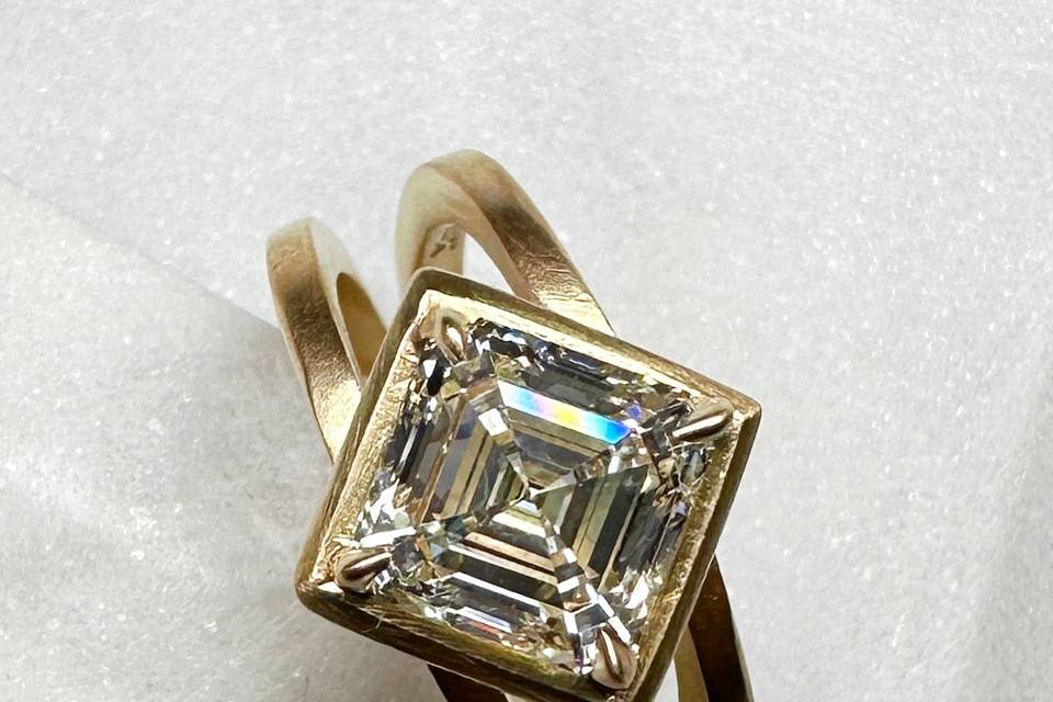 Asscher Cut Diamond Enaggement