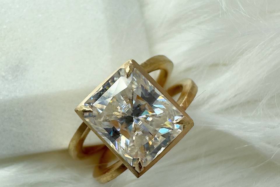 Moissanite Engagement Ring