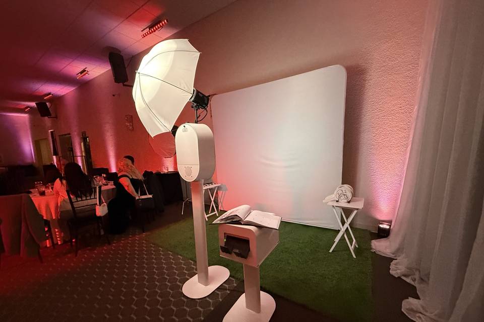 El Paso Photo Mirror Photobooth Company