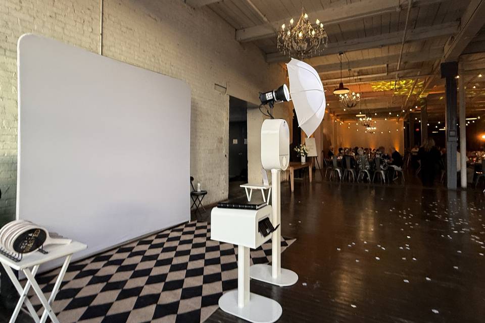 El Paso Photo Mirror Photobooth Company