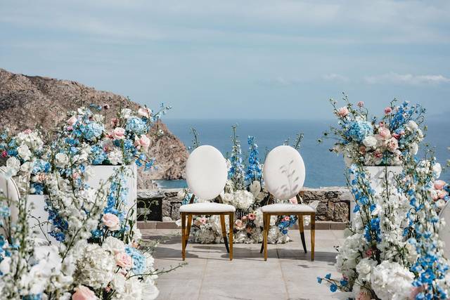 Wedding ceremony in Cyclades