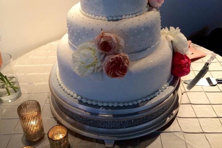 Multiple layered wedding cake