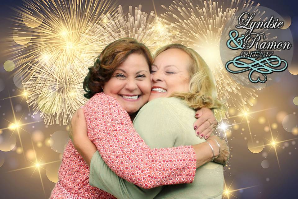 Reyes Productions- Green Screen Photo Booths