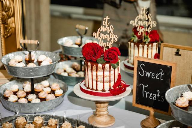 Wedding dessert display