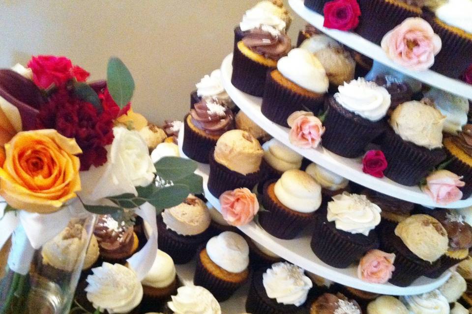 Wedding cupcake tower