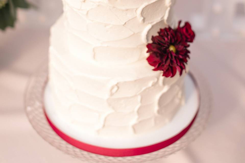 2 tier floral wedding cake