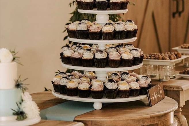 Tiered cupcake display